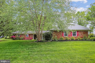 4915 Riverton Ln, Bowie, MD 20715