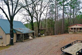 6184 Race Track Rd, West, MS 39192