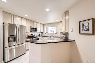 7774 S Biloxi Way, Aurora, CO 80016