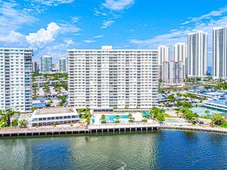 300 Bayview Dr Unit 1012, Sunny Isles Beach, FL 33160