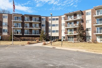 5540 Walnut Ave Unit 13AA, Downers Grove, IL 60515