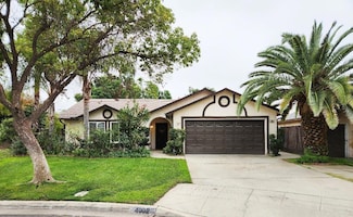 4902 E Eugenia Ave, Fresno, CA 93725