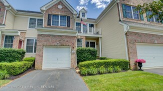 36 Deepwater Cir Unit D1, Manalapan, NJ 07726