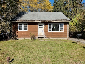 144 Oakdale Dr, Syracuse, NY 13207