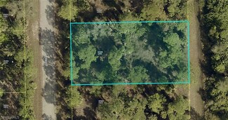 1842 Mobile Ct, Lehigh Acres, FL 33972