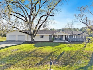 21267 Loop Rd, Andalusia, AL 36421