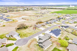 153 Longhorn Ct, Clearwater, KS 67026