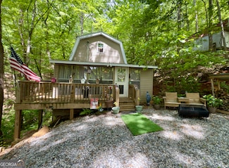 87 Garden Ln, Cleveland, GA 30528
