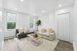 283 Griffith St, Jersey City, NJ 07307