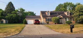 11104 Cobblestone Ln, Grand Ledge, MI 48837