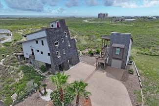 600 E Oaks Ave, Port Aransas, TX 78373