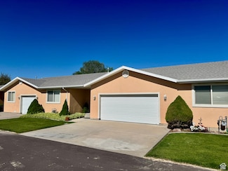 445 Topaz Blvd Unit 10, Delta, UT 84624