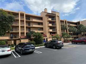 950 Egret Cir, Delray Beach, FL 33444