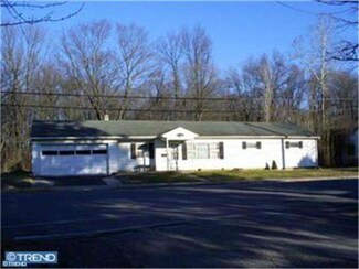 25 Main St, Shoemakersville, PA 19555