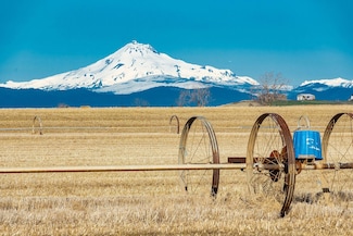 7626 SW Bear Dr, Culver, OR 97734