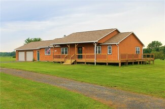 15683 E Transit Church Rd, Albion, NY 14411