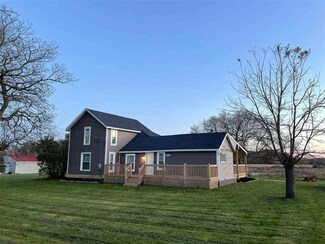 9343 Cook Rd, Gaines, MI 48436