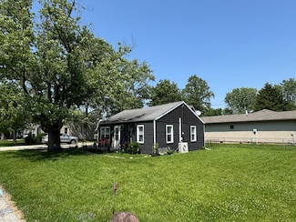 208 S Williams St, Selma, IN 47383