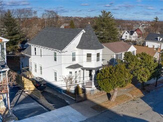 59 Dover St, Providence, RI 02908