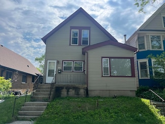 2928 N Humboldt Blvd, Milwaukee, WI 53212