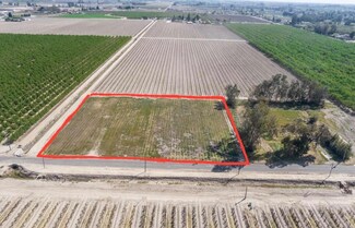 5268 S Walnut Ave, Fresno, CA 93706
