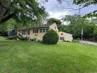 876 N Wabash St, Wabash, IN 46992