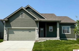 18169 Ogden St, Elkhorn, NE 68022