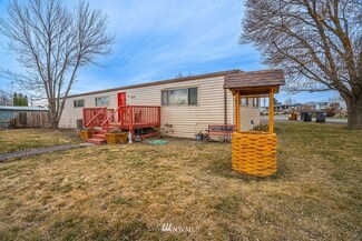 809 W 5th St, Warden, WA 98857