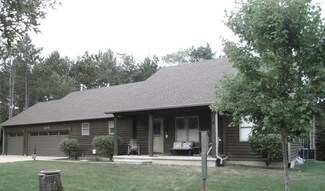 205 Crabapple Ct, Dixon, IL 61021