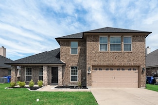 608 Fox Glen Dr, Forney, TX 75126