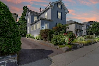 14 Pearl St, Medford, MA 02155