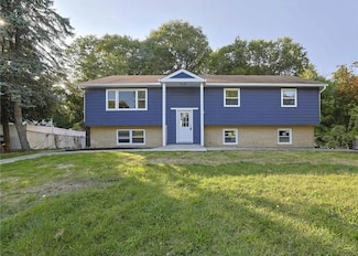 62 Delaware Rd, Newburgh, NY 12550