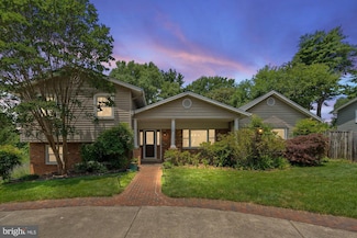 9750 Vale Rd NW, Vienna, VA 22181