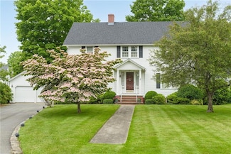 235 Pleasant St, Rumford, RI 02916
