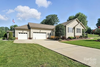 402 Walnut St Unit 11, China Grove, NC 28023