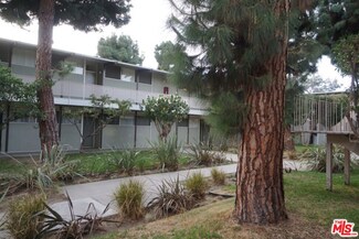11131 Rose Ave Unit 17, Los Angeles, CA 90034
