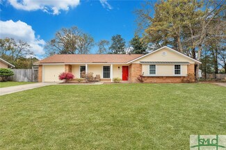 8 Tavern Cir, Savannah, GA 31419