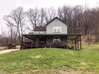 7109 Waterworks Hill Rd SE, Uhrichsville, OH 44683