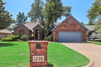 1236 Three Oaks Cir, Oklahoma City, OK 73130