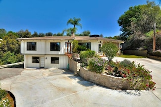 1151 De Luz Rd, Fallbrook, CA 92028