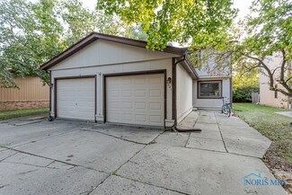 1021 Valley Side Dr, Maumee, OH 43537