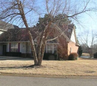 1149 Hunters Lake Dr, Cordova, TN 38018