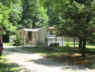 860 S Goode Dr, White Cloud, MI 49349