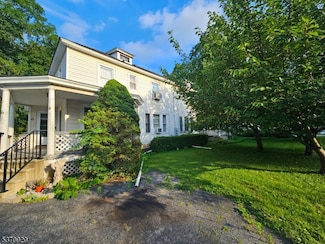 4 Fowler St, Franklin, NJ 07416