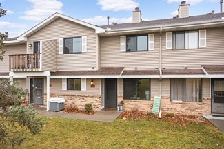 7514 Vinewood Ct, Maple Grove, MN 55311
