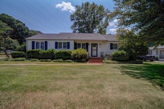 414 Parkdale Dr, Spartanburg, SC 29302