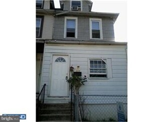 117 N 34th St, Camden, NJ 08105