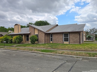 102 Crystal Canyon, Universal City, TX 78148