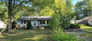 33700 Henwell Rd, Columbia Station, OH 44028