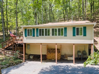 243 R Own Rd, East Stroudsburg, PA 18302